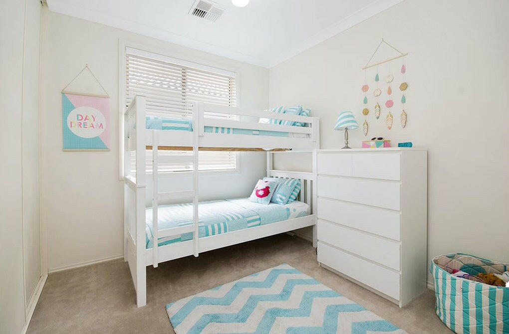 BUNK BED.