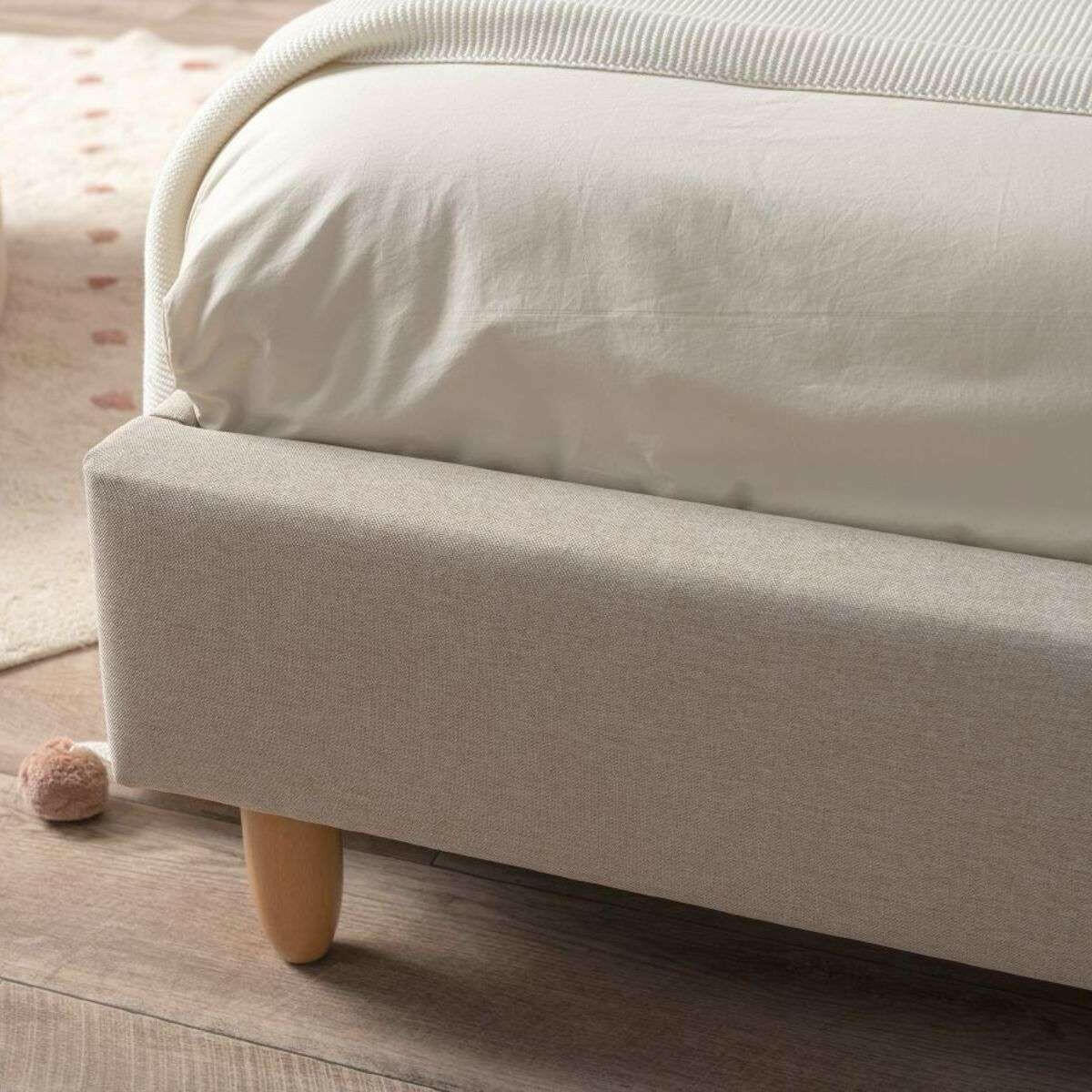 SINGLE BED.