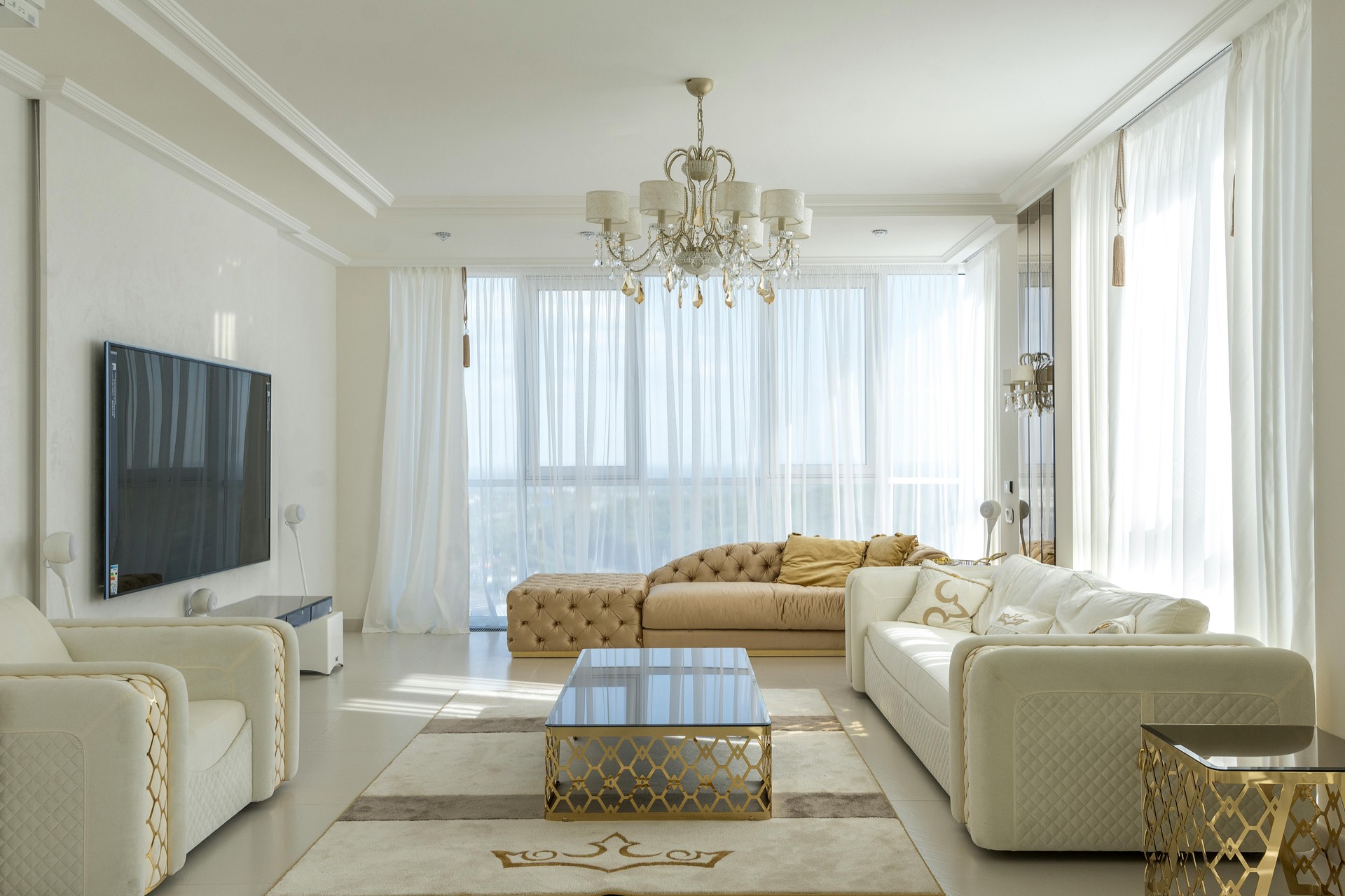 Elegant curtains in a Dubai villa