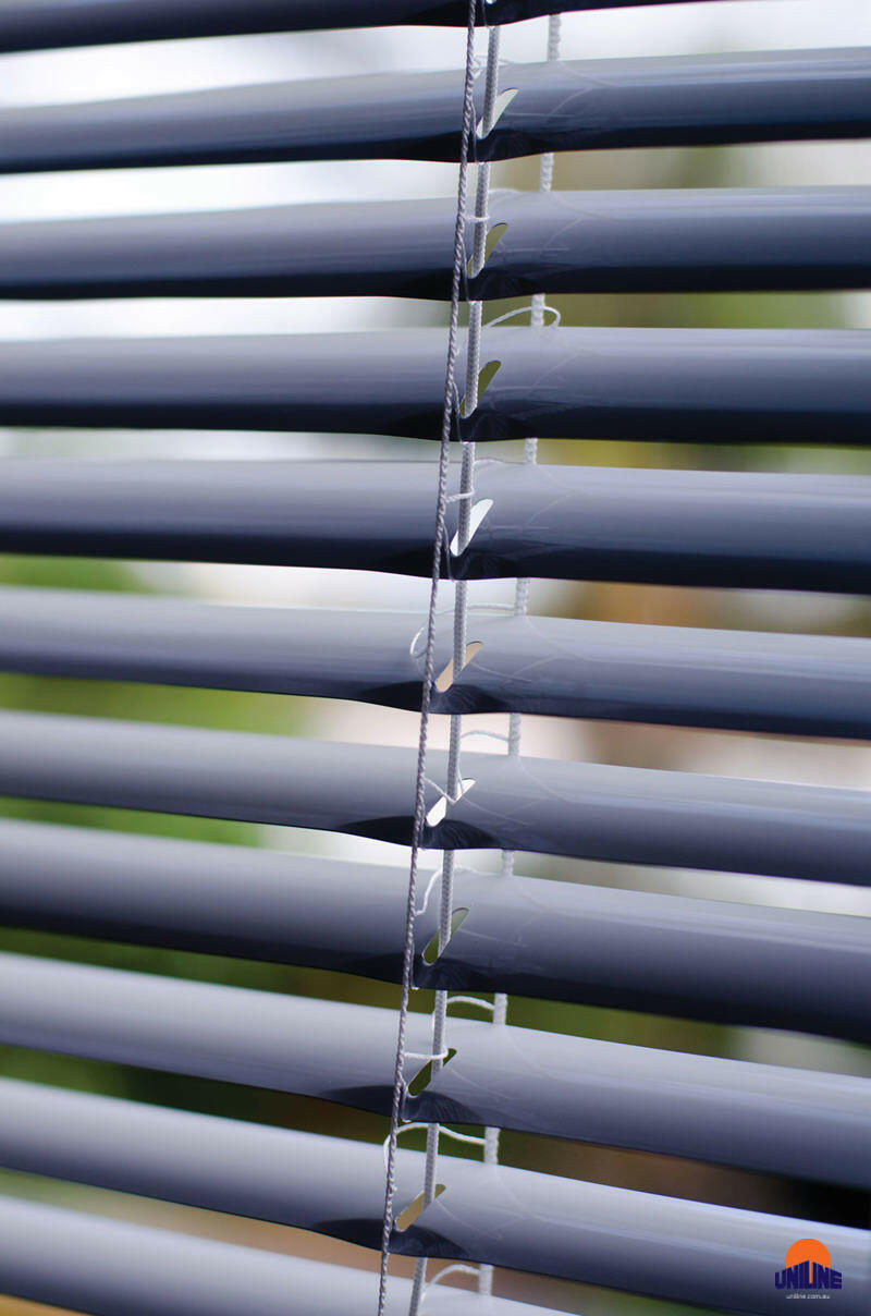 ALUMINIUM VENETIAN BLINDS.