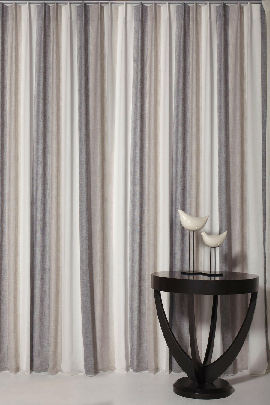 SHEER CURTAINS.