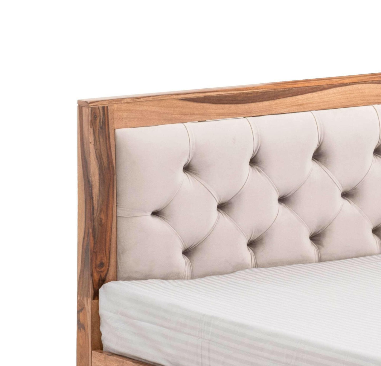 KING SIZED BED.