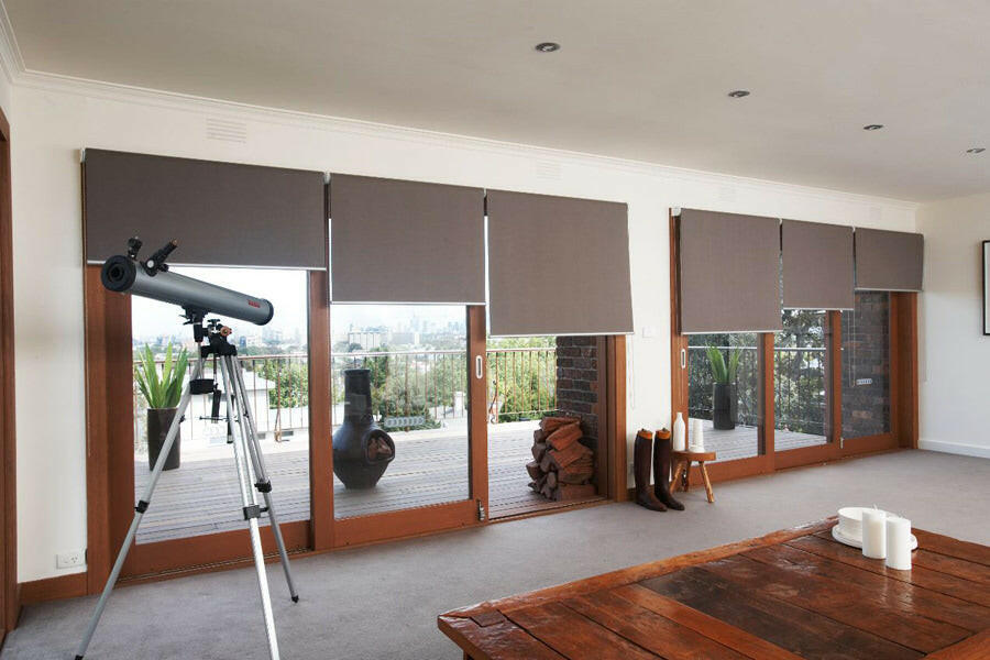 BLOCK-OUT ROLLER BLINDS.