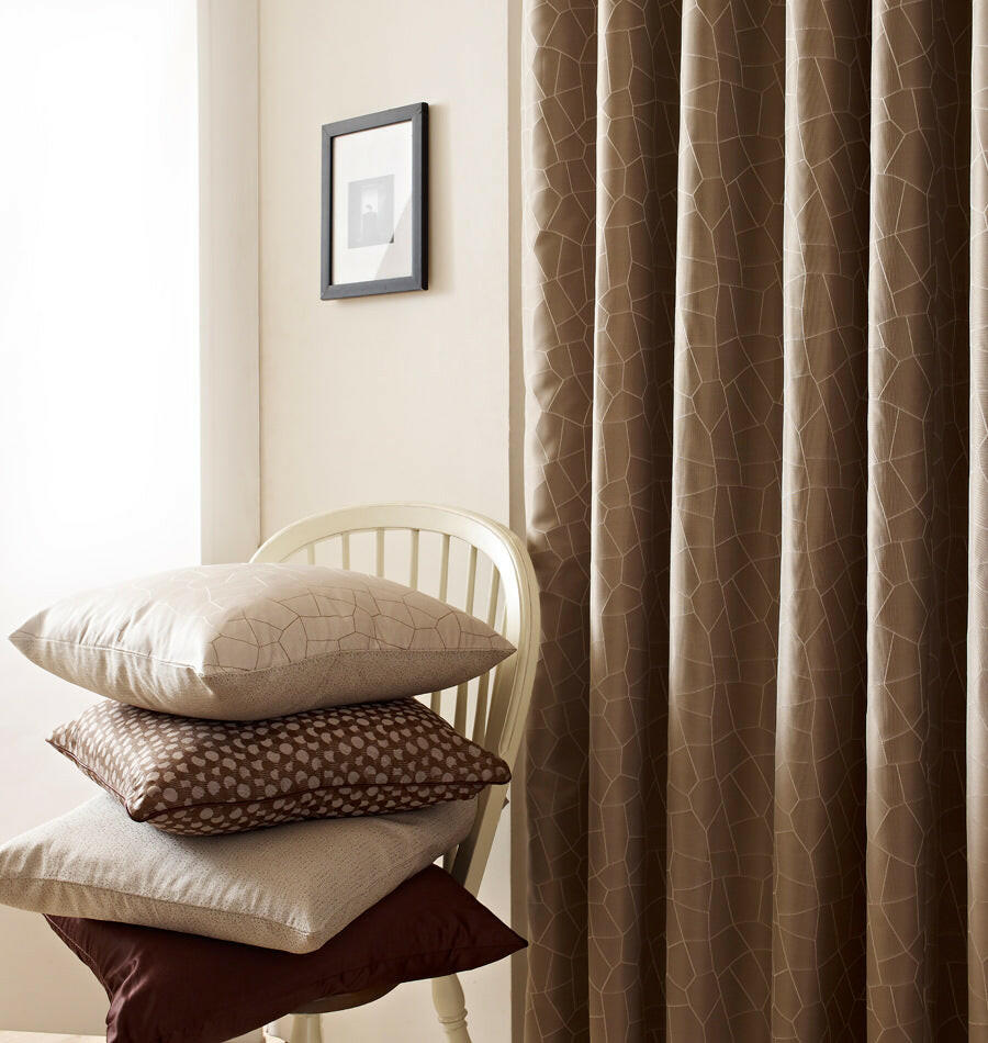 DECORATIVE CURTAINS.